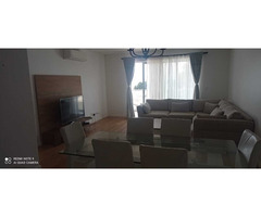 Arrenda-se no condomínio xênon Apartamento t3 Excelente fantástico