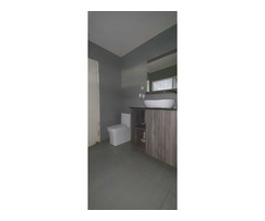 ARRENDA SE MORADIA T4 NOVA POR ESTREAR NO FOMENTO - 3