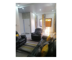 Vende-se excelente RC/1°andar Tipo 4 no bairro do Aeroporto - 6