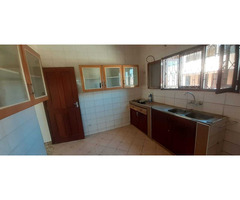 Arrenda-se casa T3 independente em Magoanine CMC - 2
