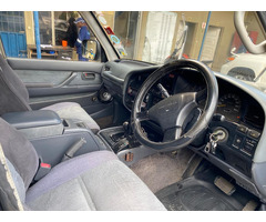 Toyota Land Cruiser 4x4 - 4