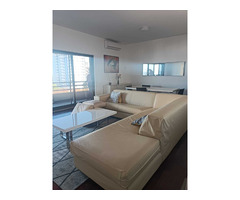 Arrenda se Apartamento t2 Mobiliado Com Vista Mar no edifício Polana Shopping.