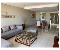 Apartamento T3 mobilado, 2° andar,  Condomínio Marés na Av. Da Marginal na Cidade de Maputo.