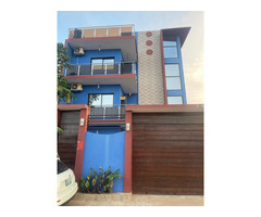 _Arrenda-se Luxuosa Duplex T5, Sommerchield 2 próximo ao solar das acácia na Sommerschield 2.