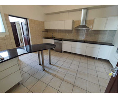 Arrendo apartamento T3 na polana Frederick English condomínio baía