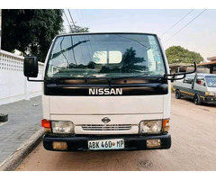 Nissan Atlas - 2