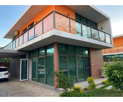 Arrenda-se luxuosa Moradia T3 no condomínio vila sol novo triunfo