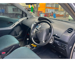 Vende se Toyota Vitz em ótimo estado de conservação sem nada por reclamar - 6