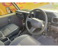 Toyota Land Cruiser HZ - 5