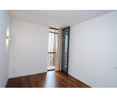 Vende-se luxuoso apartamento T3 no edifício JN130 na Julius Nyerere Polana - 6