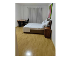 Arrenda-se luxuoso Apartamento T4 mobilado no triunfo velho costa do sol