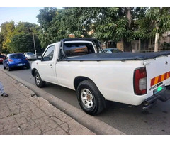 Nissan Hardboby - 2