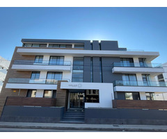 Arrenda-se Luxuoso Apartamento T3 no RC no condomínio solar triunfo