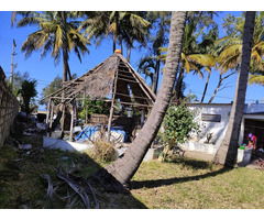 Vende-se Moradia