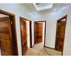 Vende-se luxuosa casa tp3 com piscina na Matola Tsalala perto da Estrada. - 3