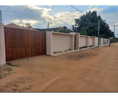 Vende-se luxuosa casa tp3 com piscina na Matola Tsalala perto da Estrada. - 5