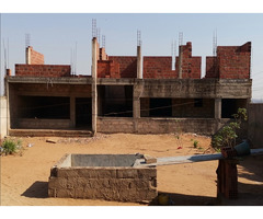 Vende-se boa casa tp3 inacabada na matola malhampsene 7° posto.