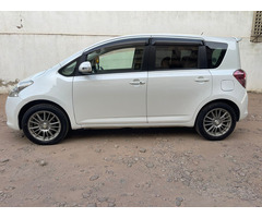 Vende se Toyota Ractis recém importado do Japão bom preço - 6