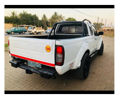 Nissan Hardbody Diesel - 2