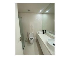 Arrenda-se Luxuosa Moradia T5 no triunfo novo super moderna - 3