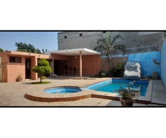 Arrenda-se linda casa tp4 com piscina na Matola 700 a berma da estrada - 5