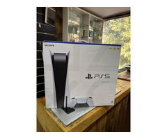 PlayStation 5 825GB versão CD ( selado ) - 2