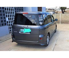 Vende-se Toyota Sienta 2006 novo - 3