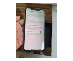 iPhone 11 Pro Max 256GB com caixa e acessórios - 2