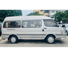 Toyota Hiace mini bus - 5