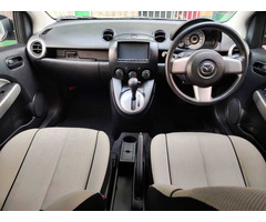 Mazda demio - 3