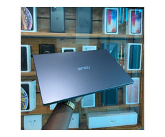 ASUS VivoBook i7-10th Gen com Nvidia GeForce 2Gbs Dedicado - 2