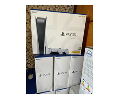 PlayStation 5 825GB versão CD com 2 Joysticks ( selado )