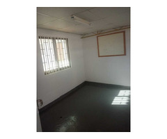 Vende-se escritório de dois pisos no Bairro Central