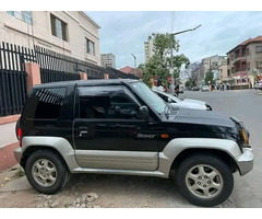 Mitsubishi Pajero Junior - 1