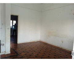 Vende-se apartamento T3 no Bairro Central | Próximo da Ronil