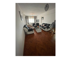 Arrenda-se apartamento T3 com mobília na Polana Cimento