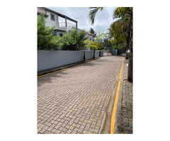 Arrenda-se luxuosa moradia T4 no Condomínio CASA PRÓPRIA - 3