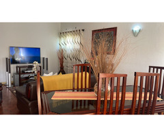 Vende-se e arrenda-se luxuosa moradia t5 no Triunfo Velho - 1