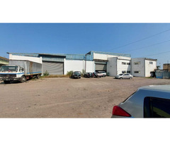 Vende-se armazém com 1600m² | Próximo da Ponte - Maputo - Catembe