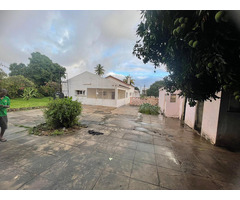 VENDE-SE BOA MORADIA TP3 com 100×100m na  C.MATOLA ZONA NOBRE PRÓXIMO A CASA DA *VERONICA MACAMO* - 2
