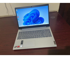 Laptop Lenovo IdeaPad3 Rysen3 with 2Gbs Dedicado