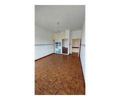 Vende-se moradia T6 na Av. Kenneth Kaunda - Sommerchield I - 6