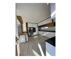 Vende-se Moradia T4 dentro do condomínio de 6 casas na costa do sol - 2