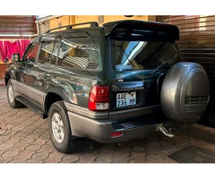 Toyota Land Cruiser VX - 2