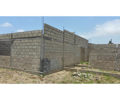 TERRENO A VENDA COM MURRO E OBRA INACABADA - 3