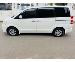 Toyota | Noah | 2004 | Automático | Gasolina | 2.0cc - 3
