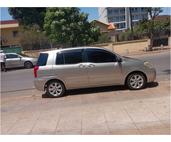 Toyota | Raum | 2004 | Automático | Gasolina | 1.5cc - 2