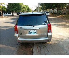 Toyota | Raum | 2004 | Automático | Gasolina | 1.5cc - 5