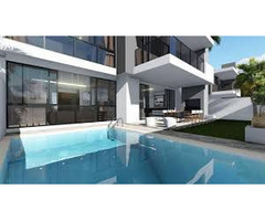 Arrenda-se Luxuosa Moradia T4 no condomínio Tulipas