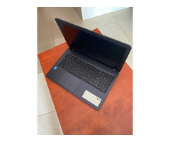 Laptop ASUS VivoBook